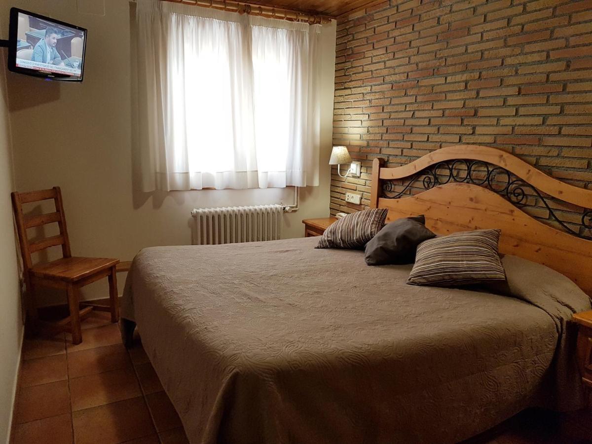 קמפרודון Hotel Sant Roc מראה חיצוני תמונה