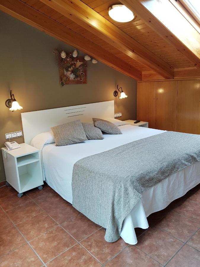 קמפרודון Hotel Sant Roc מראה חיצוני תמונה