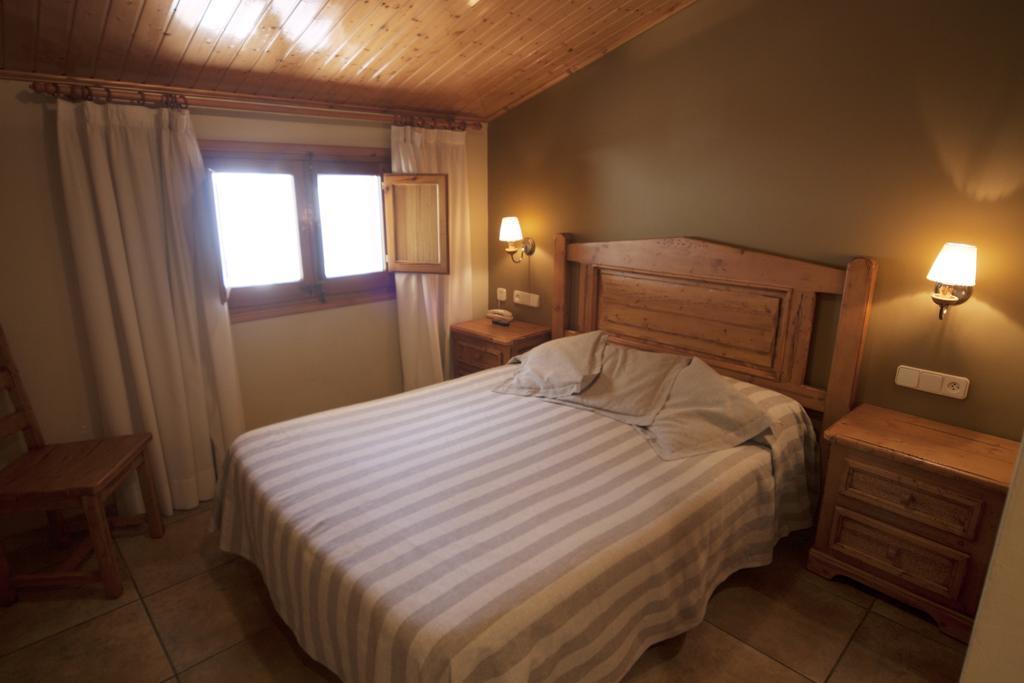 קמפרודון Hotel Sant Roc מראה חיצוני תמונה