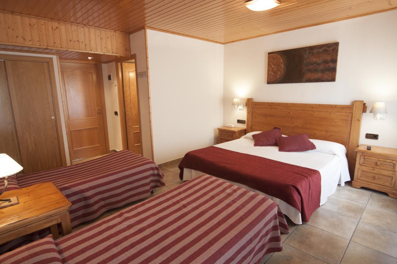 קמפרודון Hotel Sant Roc מראה חיצוני תמונה